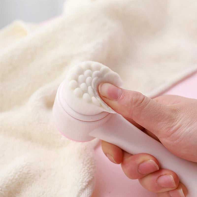 Silicone Facial Cleansing Brush – Gentle Exfoliating Massager